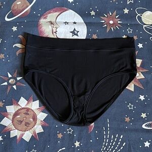 FREE Wacoal Black Ribbed Poly Underwear Large